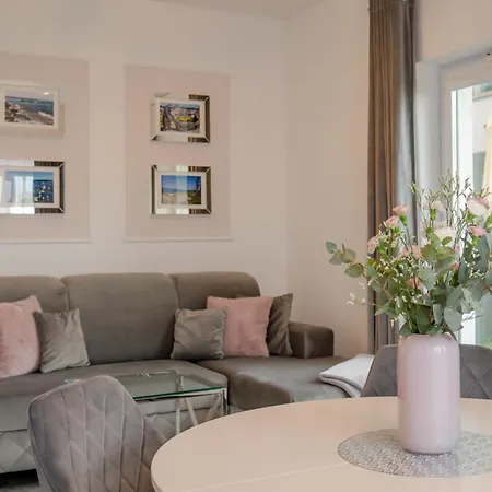 Mewa Surfingbird Apartment