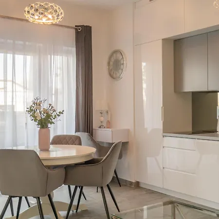 Mewa Surfingbird Apartment *